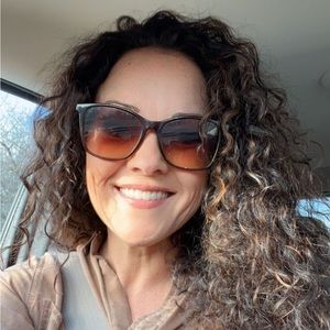 Meet your Posher, Vicki